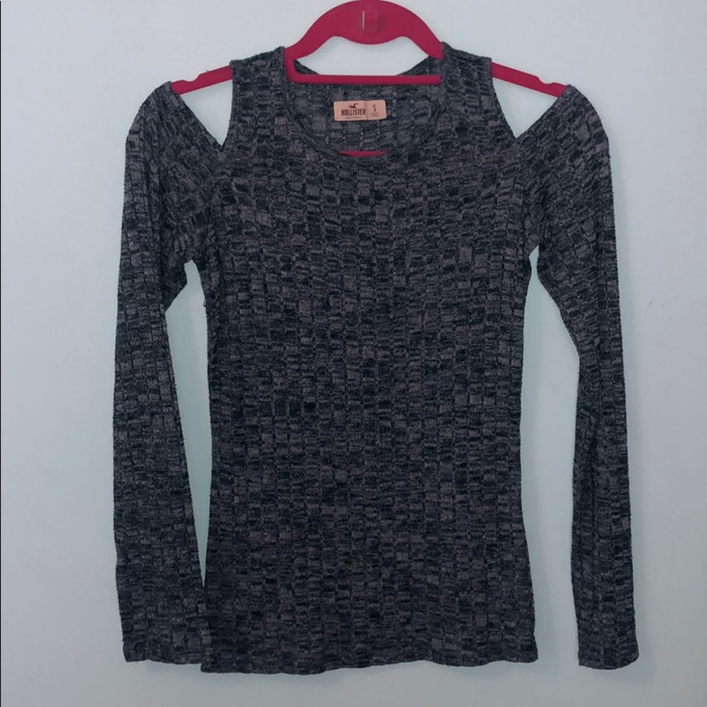 Long sleeve Hollister top